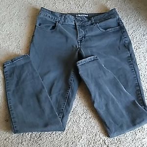 Maurices mid- rise jeggings